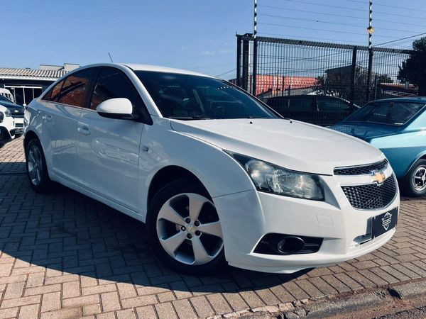 Chevrolet Cruze LT 1.8 16V Flexpower 4P Automático - foto 5