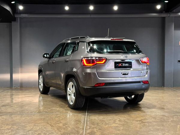 Jeep Compass Longitude 2.0 4X2 Flex 16V Aut. - foto 5