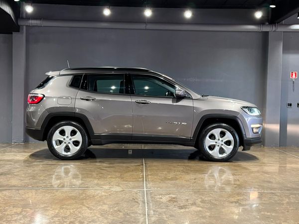 Jeep Compass Longitude 2.0 4X2 Flex 16V Aut. - foto 11