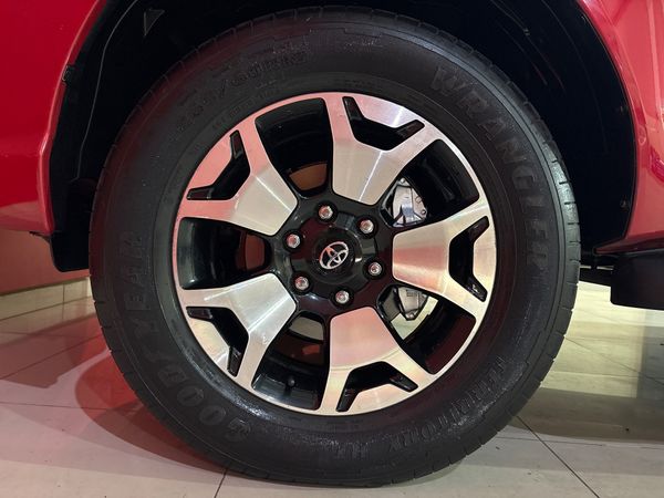 Toyota Hilux Cd Srx 4X4 2.8 TDI 16V Diesel Aut. - foto 11