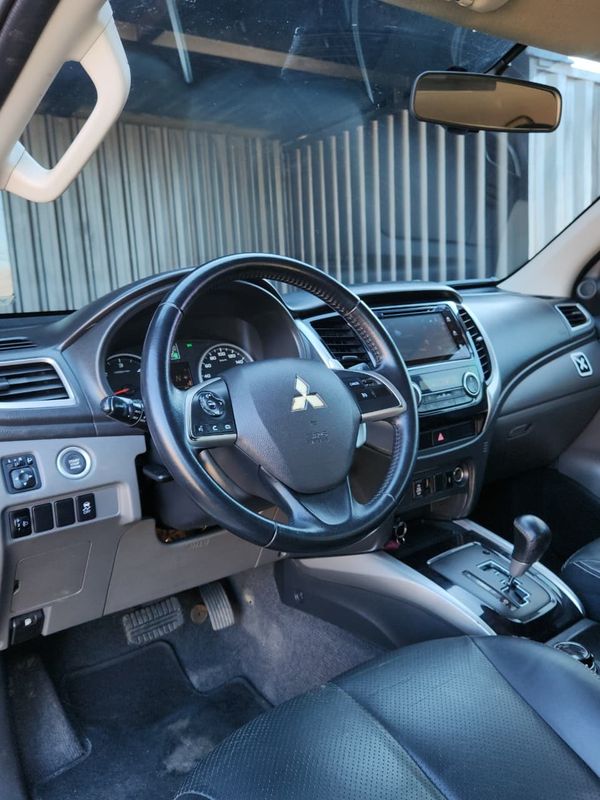 Mitsubishi L200 Triton S Hpe Ftp 2.4 Cd Dies Automático - foto 7
