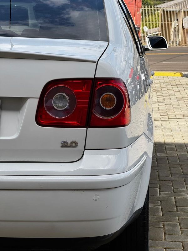 Volkswagen Polo Sed Sed Comf 2.0 2.0 Flex 8V 4P - foto 5
