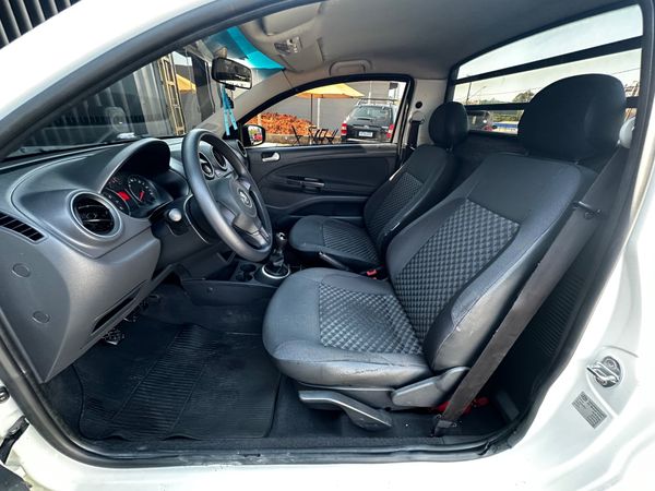 Volkswagen Saveiro Trendline 1.6 T Flex 8V - foto 11