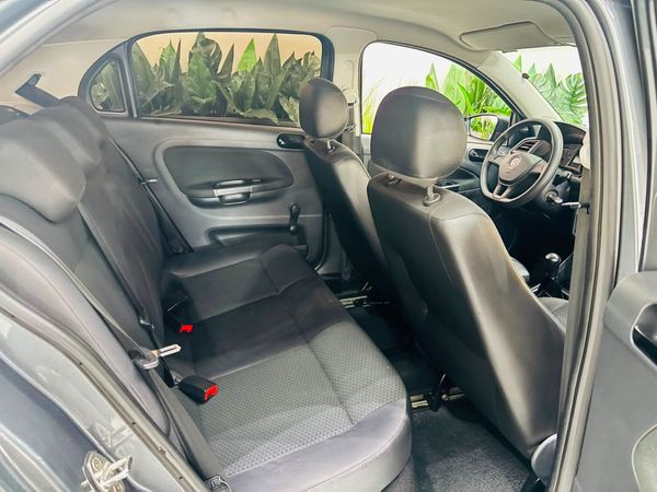 Volkswagen Gol 1.0 Flex 12V 5P - foto 7