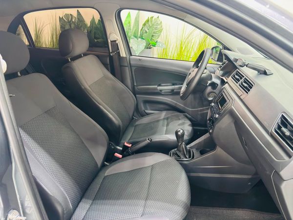 Volkswagen Gol 1.0 Flex 12V 5P - foto 11