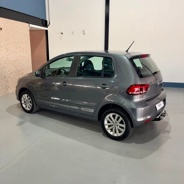 Volkswagen Fox Connect 1.6 Flex 8V 5P - foto 9