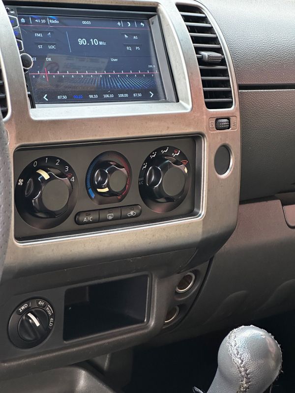 Nissan Frontier Se Attack Cd 4X4 2.5 Tb Diesel - foto 9