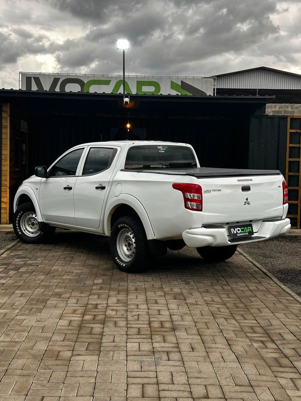 Mitsubishi L200 Triton Gls 2.4 Cd Diesel Automático - foto 9