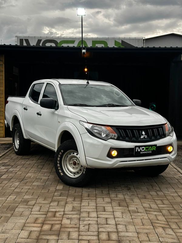 Mitsubishi L200 Triton Gls 2.4 Cd Diesel Automático - foto 5