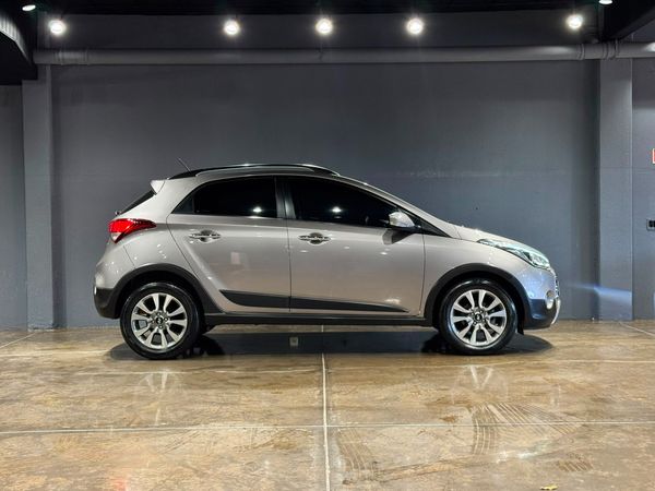 Hyundai HB20X Premium 1.6 Flex 16V Aut. - foto 11