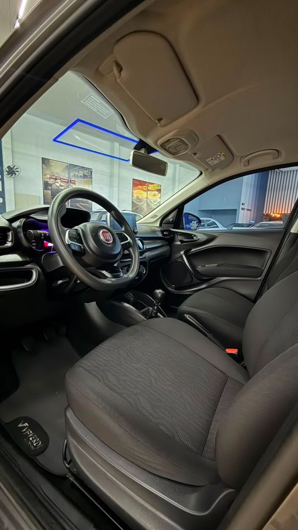 Fiat Cronos 1.3 8V Flex - foto 9