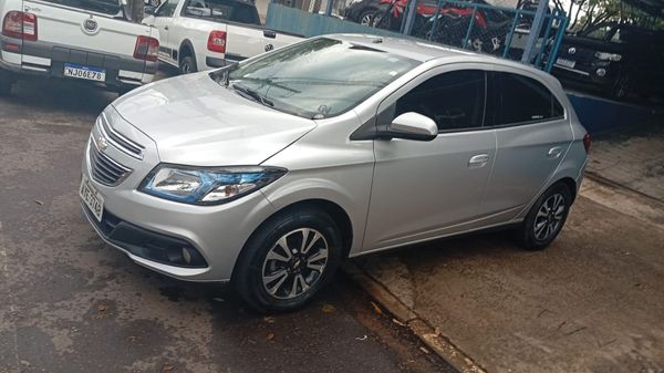 Chevrolet Onix Hatch LTZ 1.4 8V Flexpower 5P Mec. - foto 5