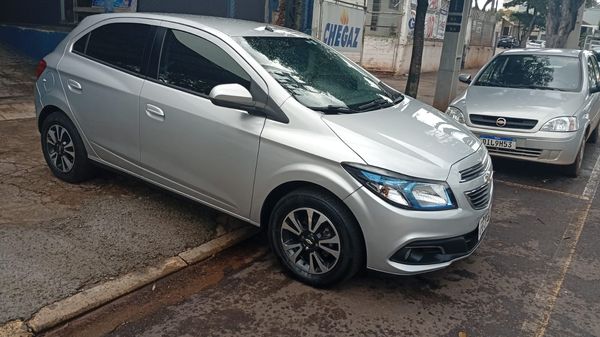 Chevrolet Onix Hatch LTZ 1.4 8V Flexpower 5P Mec. - foto 7