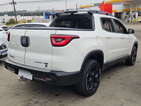 Fiat Toro Opening Edition 1.8 16V Flex Aut. - foto 9