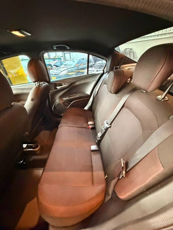 Fiat Cronos Precision 1.3 8V Flex Aut. - foto 5