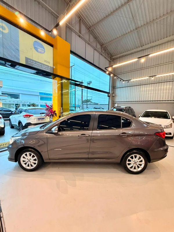 Fiat Cronos Drive 1.3 8V Flex - foto 5