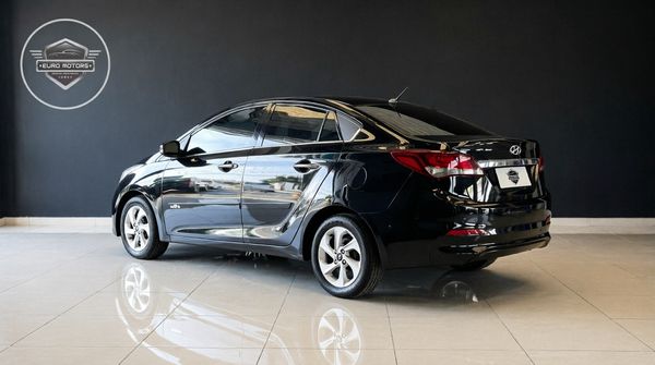 Hyundai HB20 Premium 1.6 Flex 16V Automático - foto 11