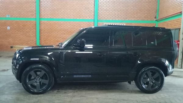 Land Rover Defender 110 D300 Hse Mhev Die Automático - foto 5