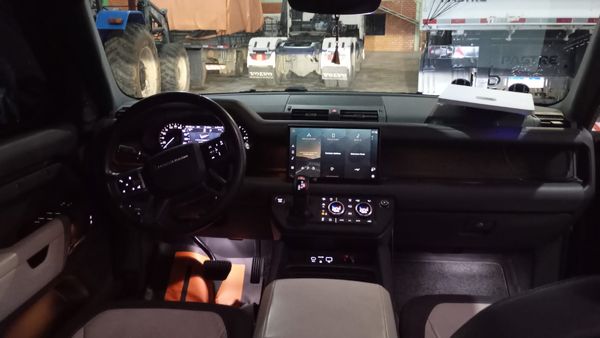 Land Rover Defender 110 D300 Hse Mhev Die Automático - foto 9
