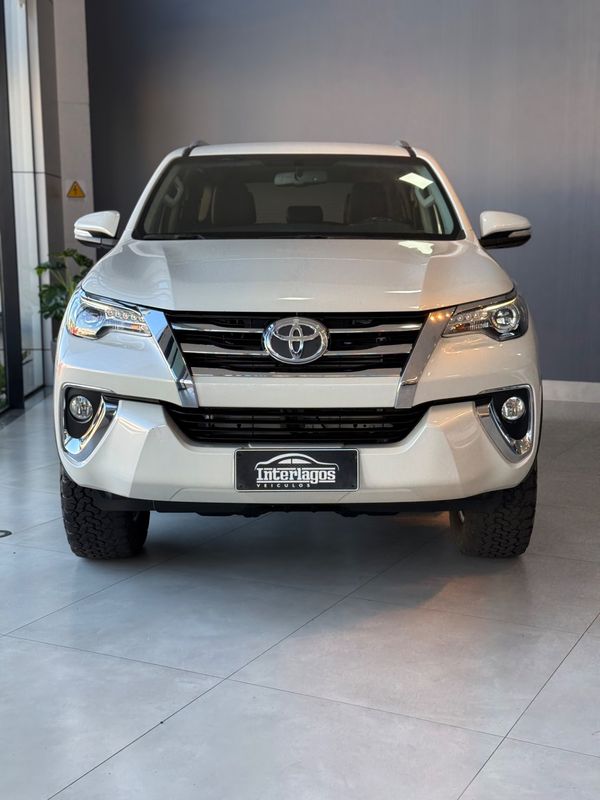 Toyota SW4 Srx 4X4 2.8 TDI 16V Dies Automático - foto 9