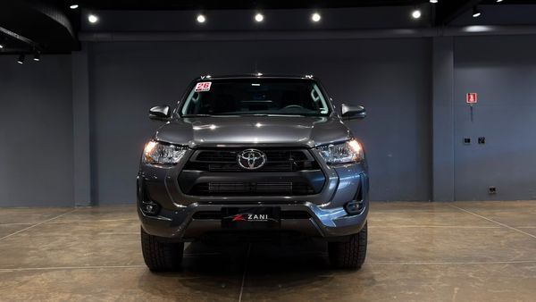 Toyota Hilux Cd Sr 4X4 2.8 TDI Diesel Aut. - foto 5