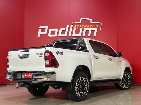 Toyota Hilux Cd Srx 4X4 2.8 TDI 16V Diesel Aut. - foto 7