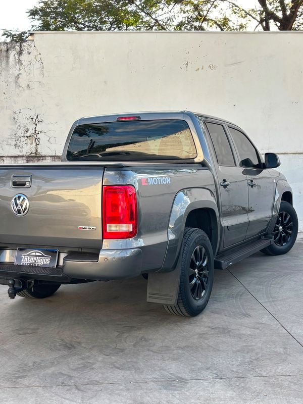 Volkswagen Amarok Comfor Cd 2.0 TDI 4X4 Dies Automático - foto 11