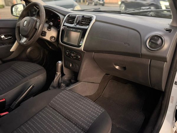 Renault Sandero Expression Hi Power 1.6 8V 5P - foto 7