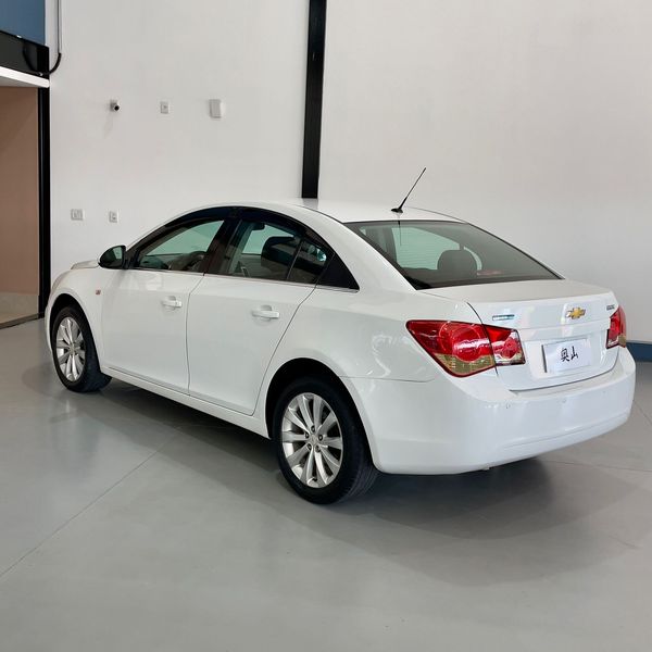 Chevrolet Cruze LT 1.8 16V Flexpower 4P Automático - foto 9