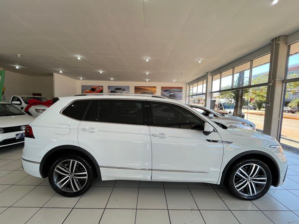 Volkswagen Tiguan Allspac R Line 300 TSI 2.0 - foto 7