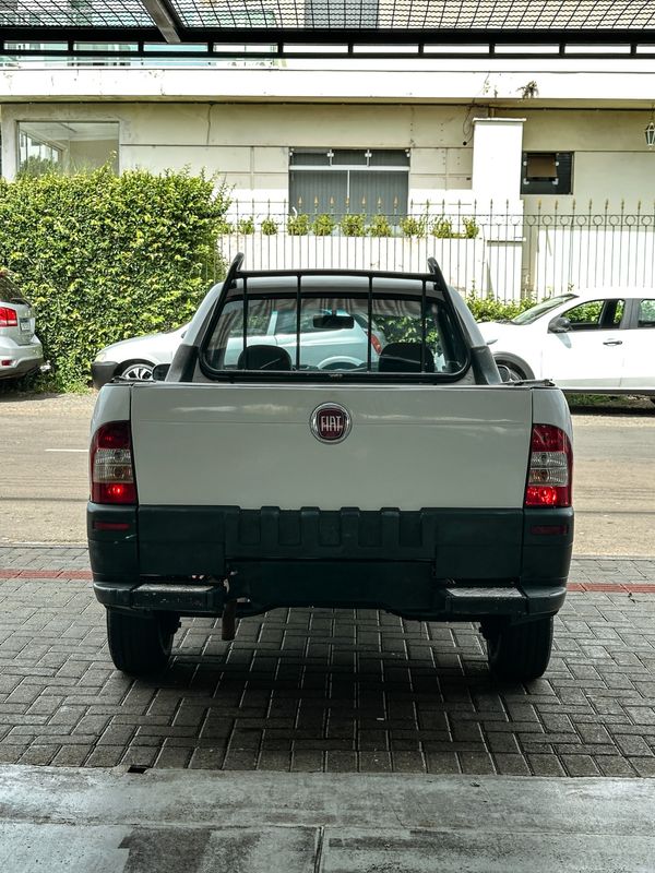 Fiat Strada Celeb 1.4 MPI Fire Flex 8V Cs - foto 9