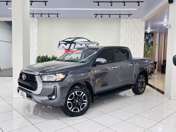 Toyota Hilux Cd Srv 4X4 2.8 TDI Diesel Automático - foto 5