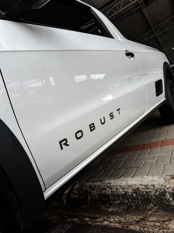 Volkswagen Saveiro Robust 1.6 Total Flex 16V - foto 9