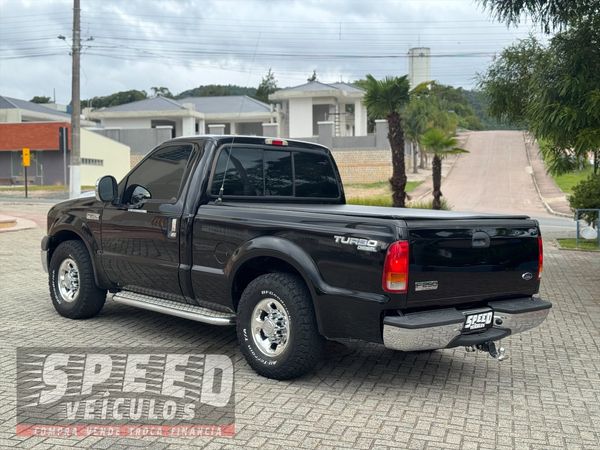 Ford F-250 XLT 3.9 4X2 Diesel Tb - foto 7