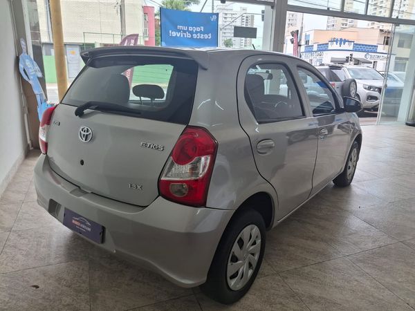 Toyota Etios X 1.3 Flex 16V 5P Mec. - foto 11