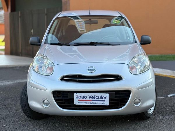 Nissan March 1.0 16V Flex Fuel 5P - foto 5