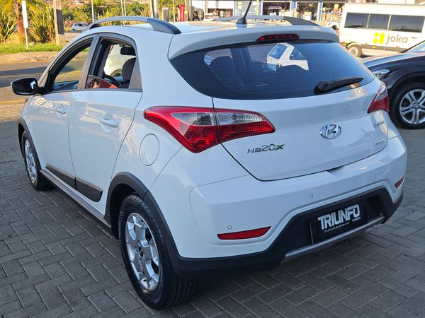 Hyundai HB20X Premium 1.6 Flex 16V Automático - foto 9
