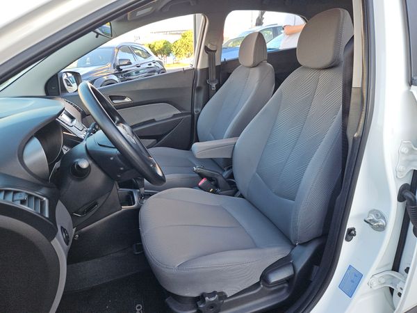 Hyundai HB20X Premium 1.6 Flex 16V Automático - foto 11