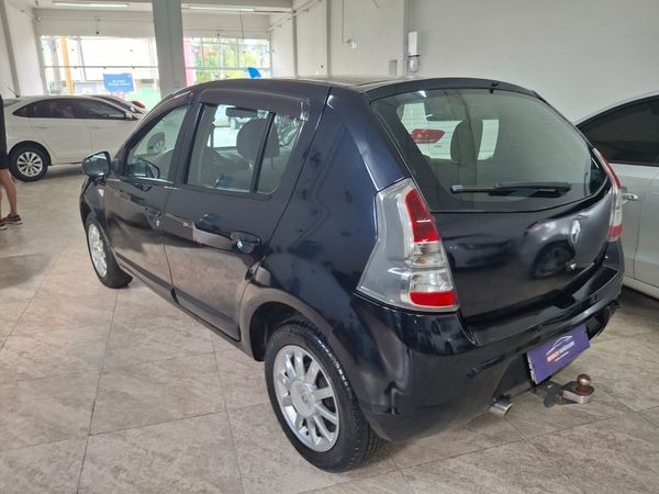 Renault Sandero Privilège Hi Flex 1.6 16V 5P Automático - foto 9