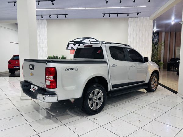 Chevrolet S10 Pick Up LTZ 2.8 TDI 4X4 Cd Dies Automático - foto 11