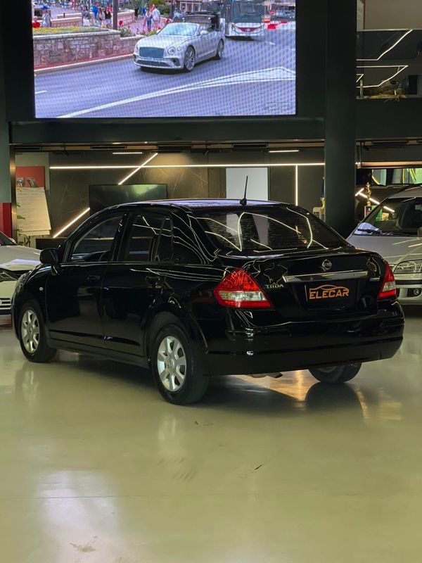 Nissan Tiida Sedan 1.8 16V Flex Fuel 4P Automático - foto 5
