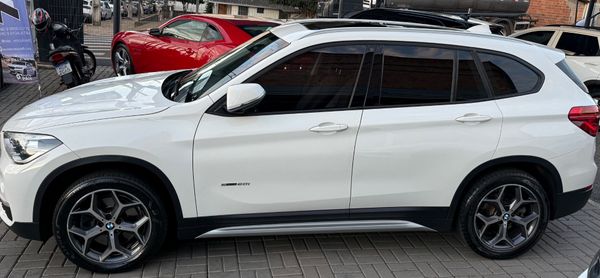 BMW X1 Sdrive 20i X Line 2.0 Tb Active Flex - foto 5