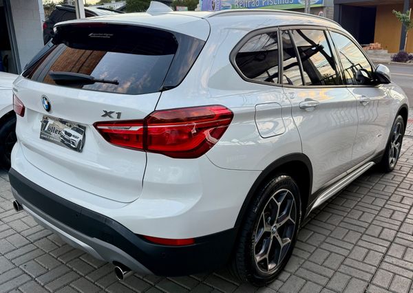 BMW X1 Sdrive 20i X Line 2.0 Tb Active Flex - foto 11