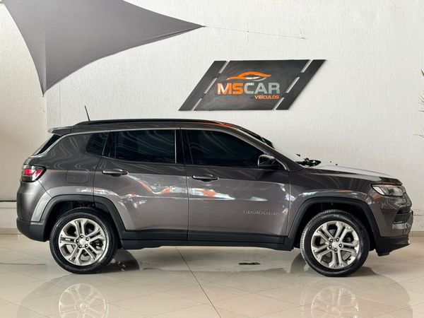 Jeep Compass Long T270 1.3 Tb 4X2 Flex Automático - foto 9