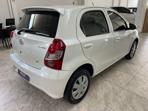 Toyota Etios X Plus 1.5 Flex 16V 5P Mec. - foto 11