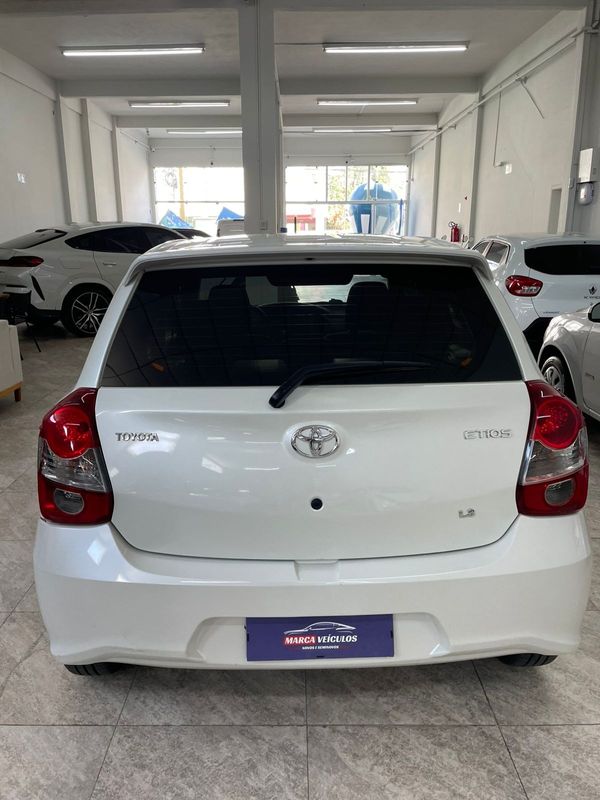 Toyota Etios X Plus 1.5 Flex 16V 5P Mec. - foto 9