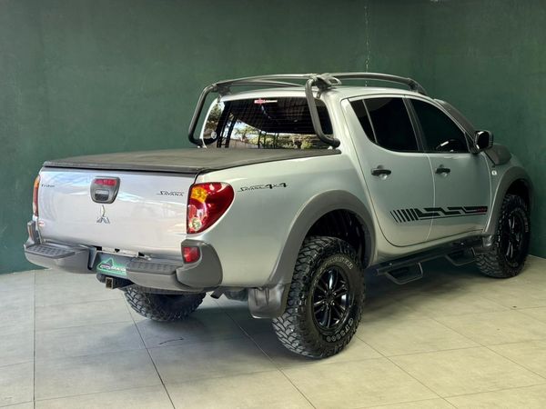 Mitsubishi L200 Triton Triton Savana 3.2 Cd Tbi Dies. Mec. - foto 5