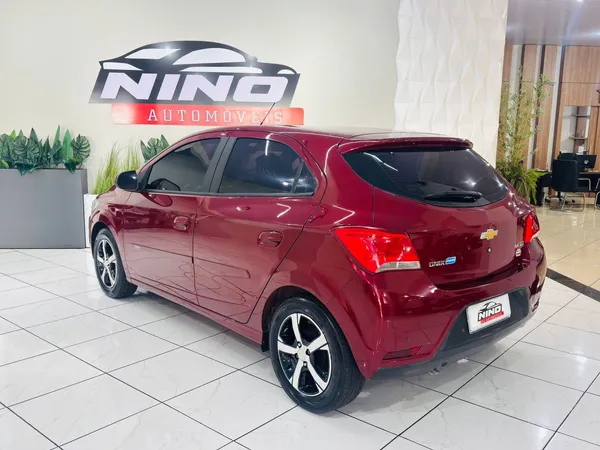 Chevrolet Onix Hatch LTZ 1.4 8V Flexpower 5P Mec - foto 9