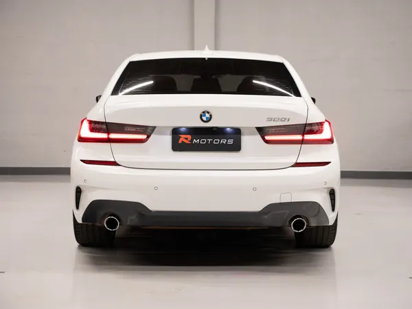 BMW 320i Active Flex - foto 9
