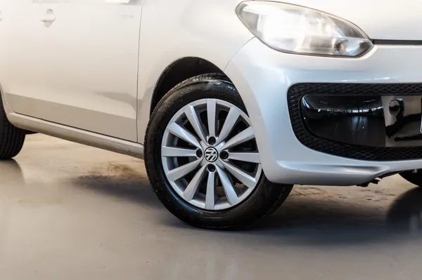 Volkswagen Up! Move 1.0 TSI Total Flex 12V 5P - foto 6